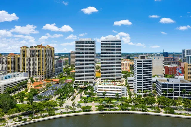 The Plaza of The Palm Beaches Unit 27a photo 17