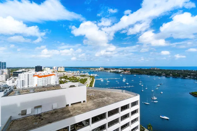 The Plaza of The Palm Beaches Unit 27a photo 18