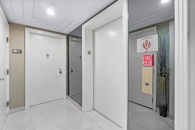 The Plaza of The Palm Beaches Unit 27a photo 26