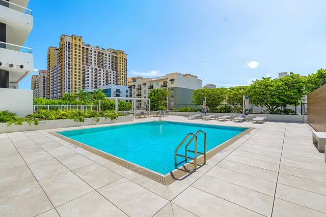 The Plaza of The Palm Beaches Unit 27a photo 29