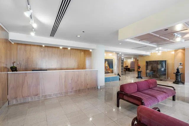 The Plaza of The Palm Beaches Unit 27a photo 37