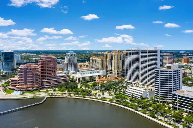 The Plaza of The Palm Beaches Unit 27a photo 43