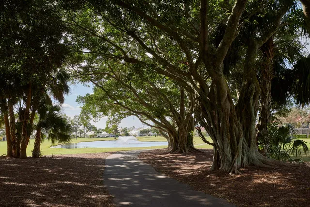 PGA National Palm Beach Gardens Residence photo 17