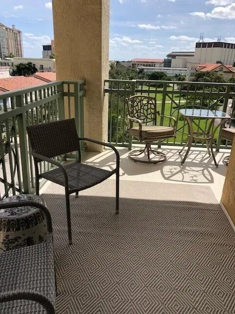 The Metropolitan Unit 514 photo 17