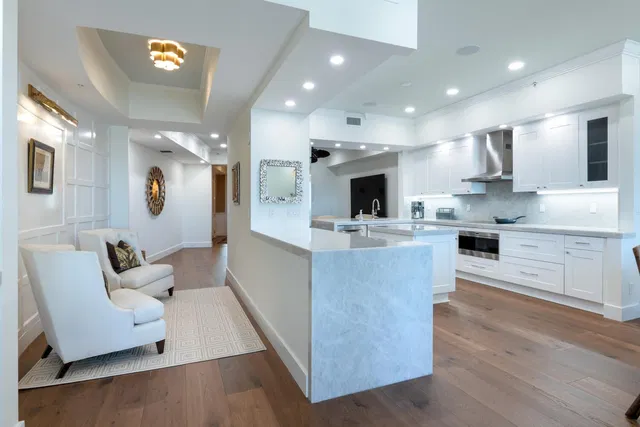 Esplanade Grande Unit 1102 photo 7