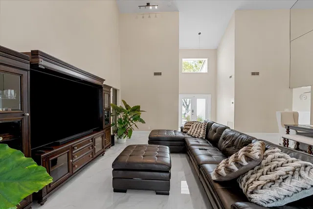 Colonnade Boca Raton Residence photo 12