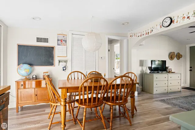 Residence photo 6