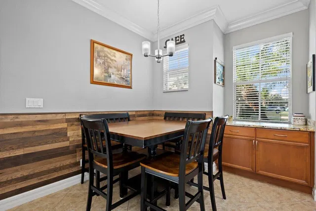 Canterbury Place Residence photo 13