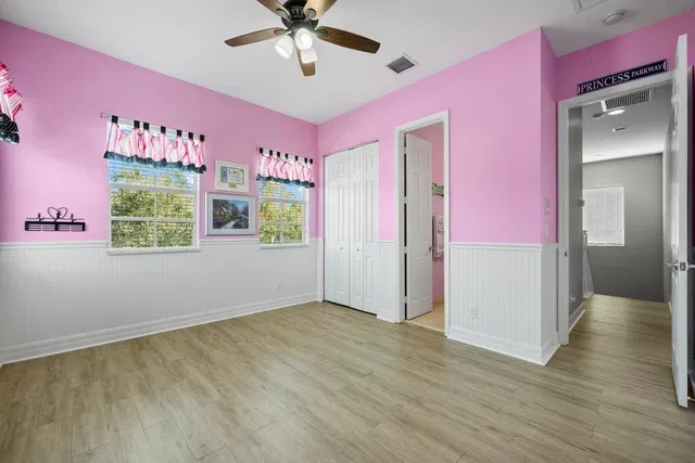 Canterbury Place Residence photo 26