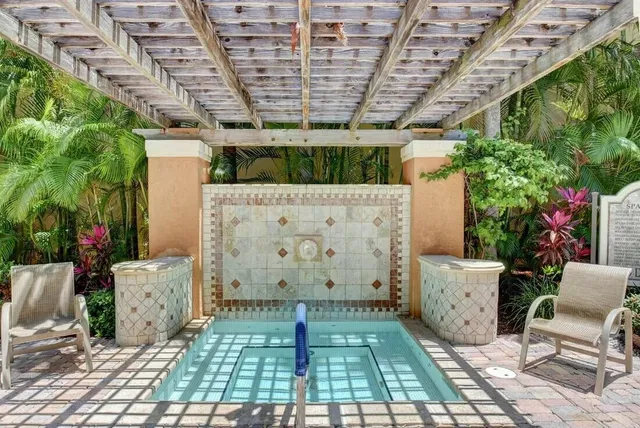 Courtyards in Cityplace Unit 309 photo 6