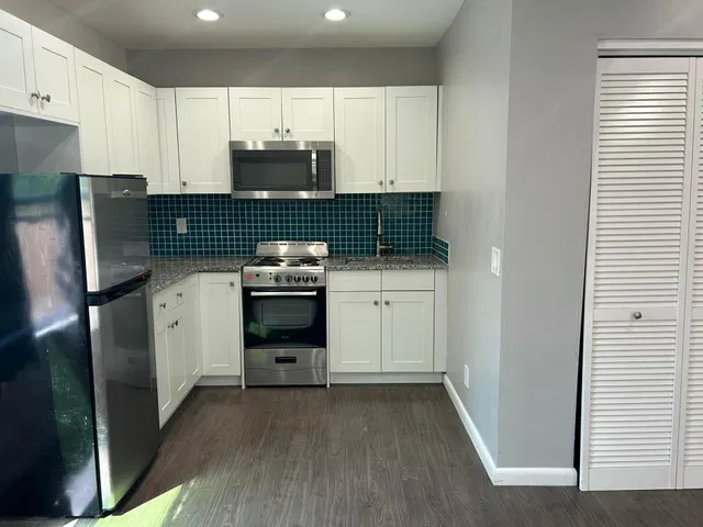 Unit #3 photo 3