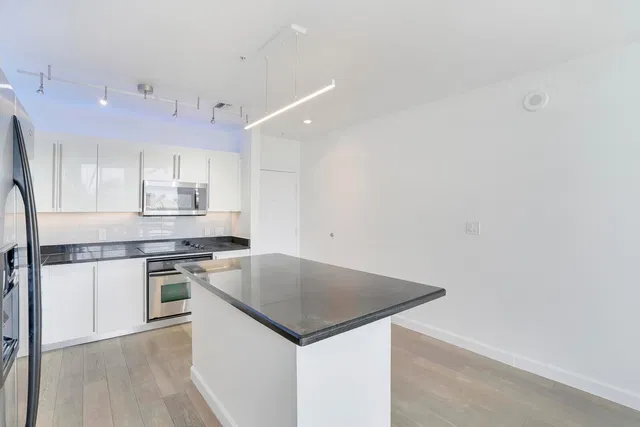 Villa Lofts Unit 501 photo 4