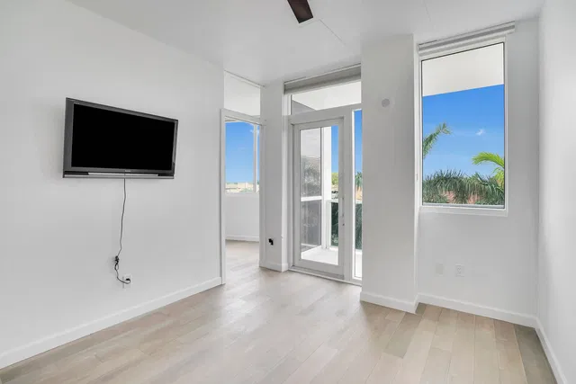 Villa Lofts Unit 501 photo 12