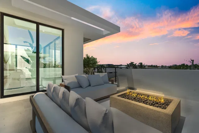 The Estates at Ocean Delray Residence photo 47