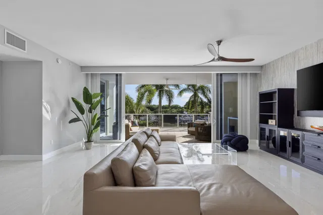 Azure Palm Beach Gardens Unit 206 photo 8