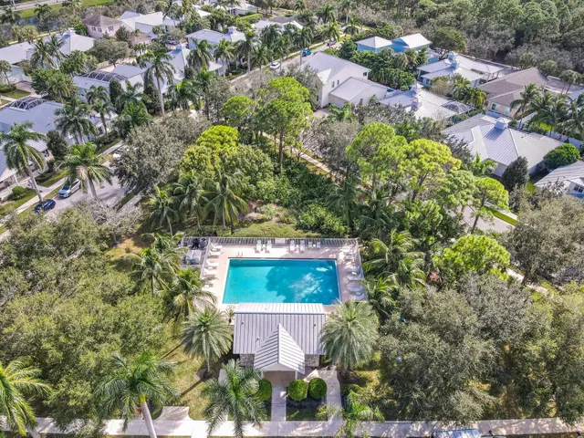 Mallory Creek Abacoa Residence photo 34