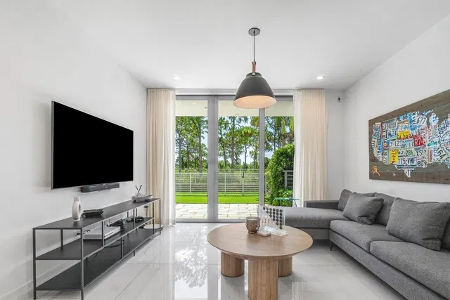 Moderne Boca Residence photo 4