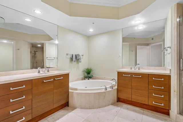 The Landmark Palm Beach Gardens Unit 902c photo 12