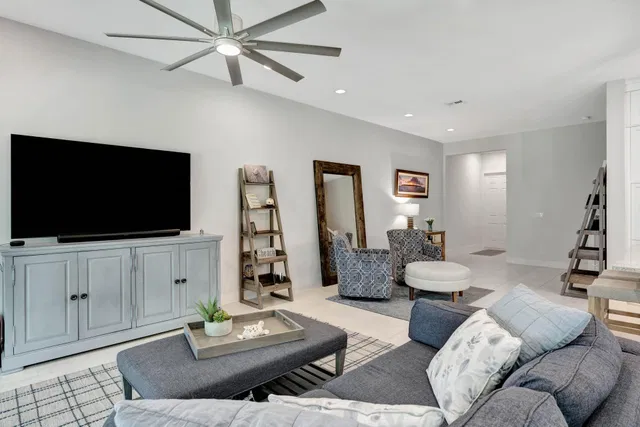 Residences at Midtown Palm Beach Gardens Residence photo 5