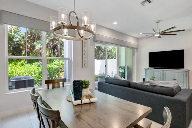 Residences at Midtown Palm Beach Gardens Residence photo 11