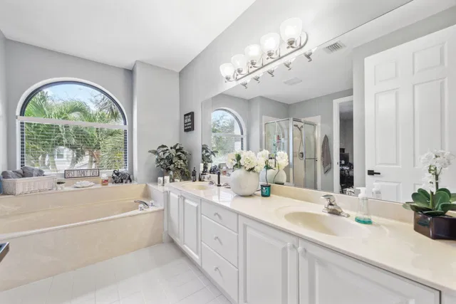 Saturnia Boca Raton Residence photo 43