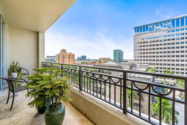 CityPlace South Tower Unit 908 photo 4
