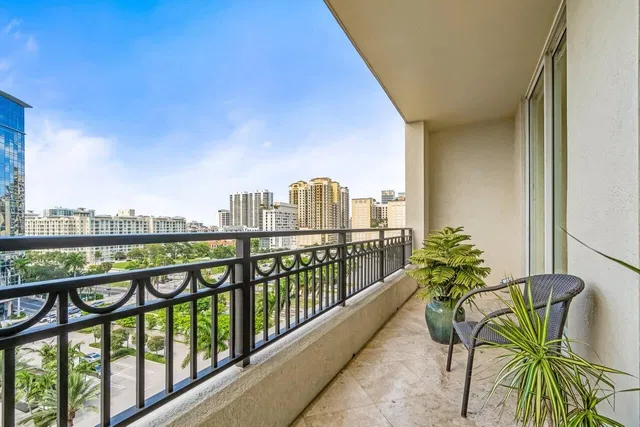 CityPlace South Tower Unit 908 photo 5