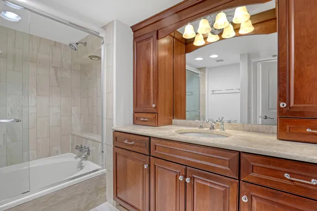 Corniche Singer Island Unit 702 photo 19