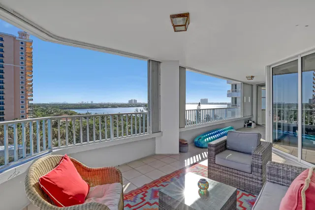 Corniche Singer Island Unit 702 photo 29