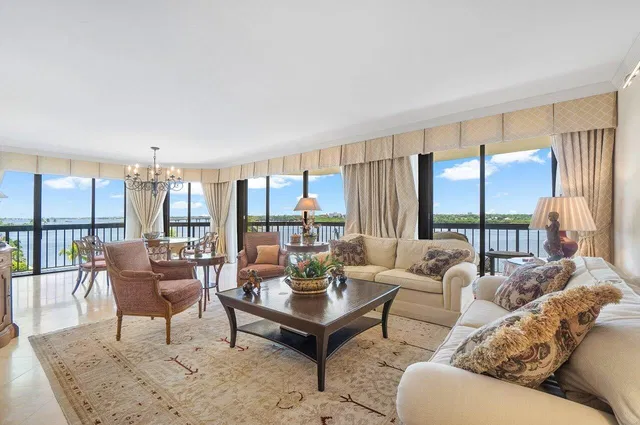 2778 South Ocean #Ph1-N