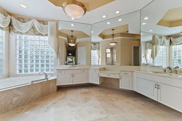 PGA National Palm Beach Gardens Residence photo 47