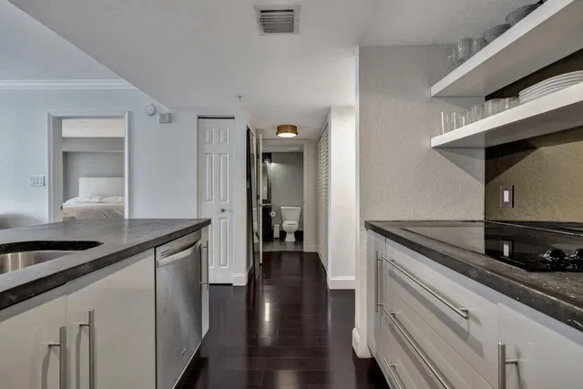 Flagler Pointe Unit 338 photo 5