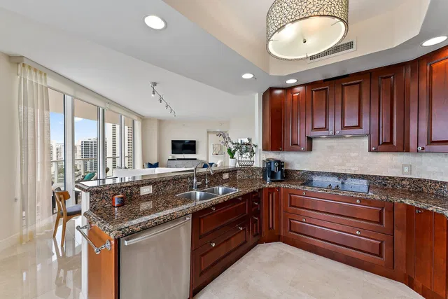 Ritz Carlton Residences Singer Island Unit 1506 B photo 31