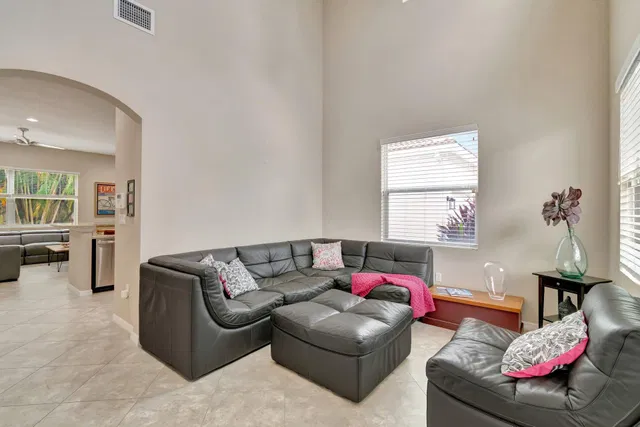 Heritage Club Residence photo 9