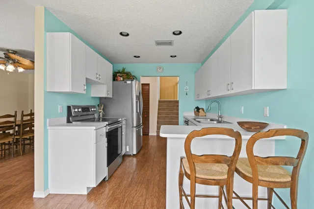 Residence photo 2