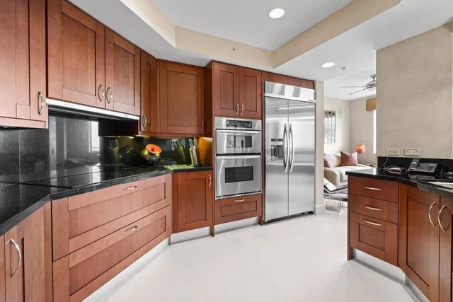 The Landmark Palm Beach Gardens Unit 1002c photo 12