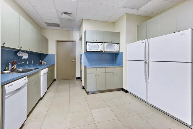 The Landmark Palm Beach Gardens Unit 1002c photo 52