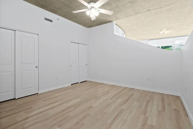 The Edge Unit 616 photo 12