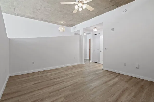 The Edge Unit 616 photo 15