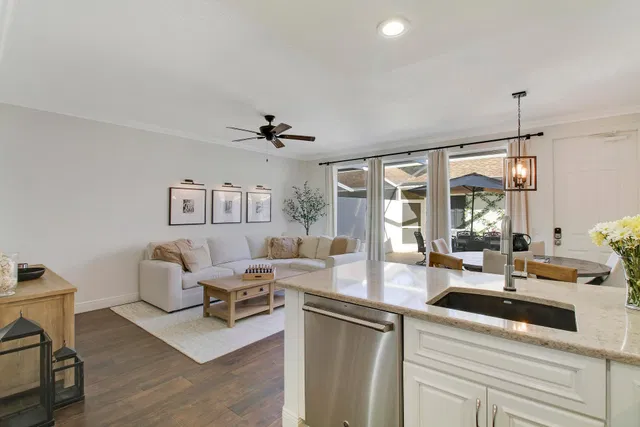 Island at Abacoa Residence photo 9
