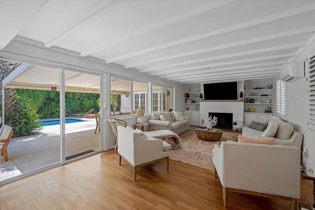 224 Mediterranean Road