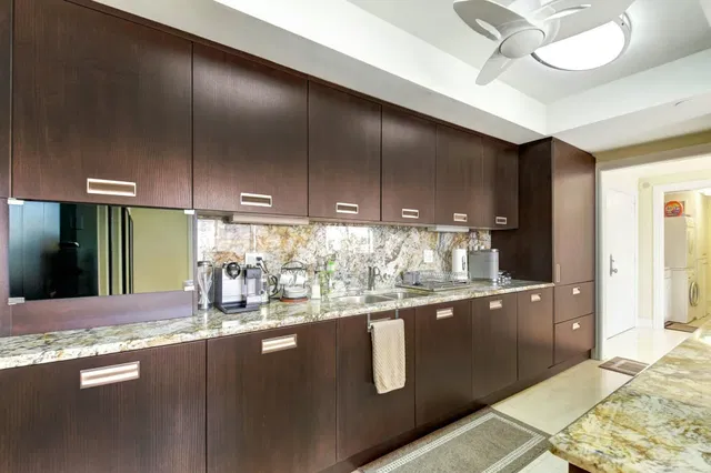 Palm Beach Biltmore Unit 605 photo 8