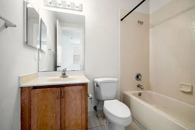 Cityside West Palm Beach Unit 8 photo 4