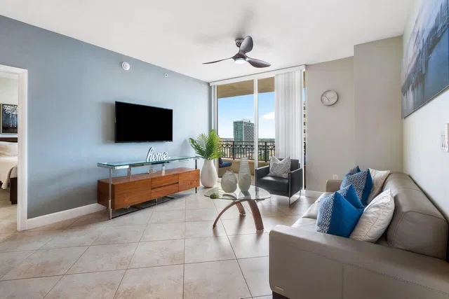 CityPlace South Tower Unit 1408 photo 8