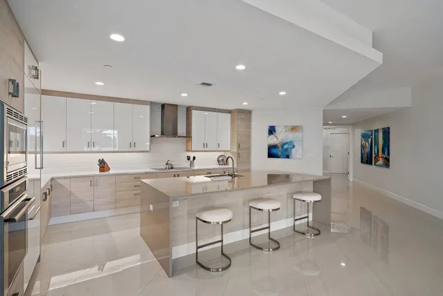 Azure Palm Beach Gardens Unit 203 photo 7