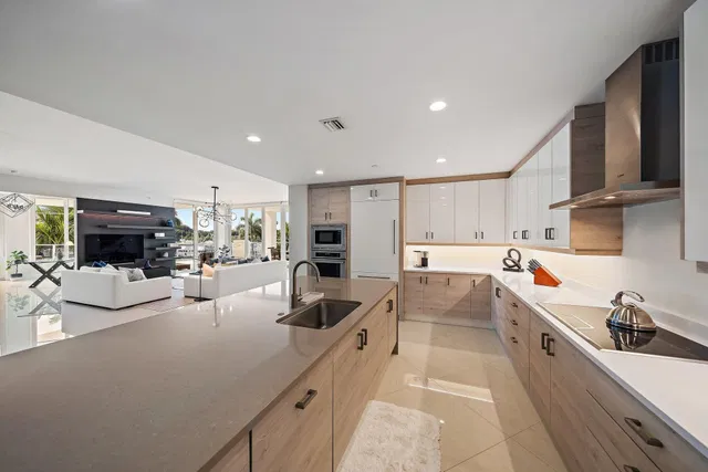 Azure Palm Beach Gardens Unit 203 photo 10