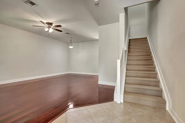Canterbury Place Residence photo 15
