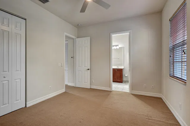 Canterbury Place Residence photo 18