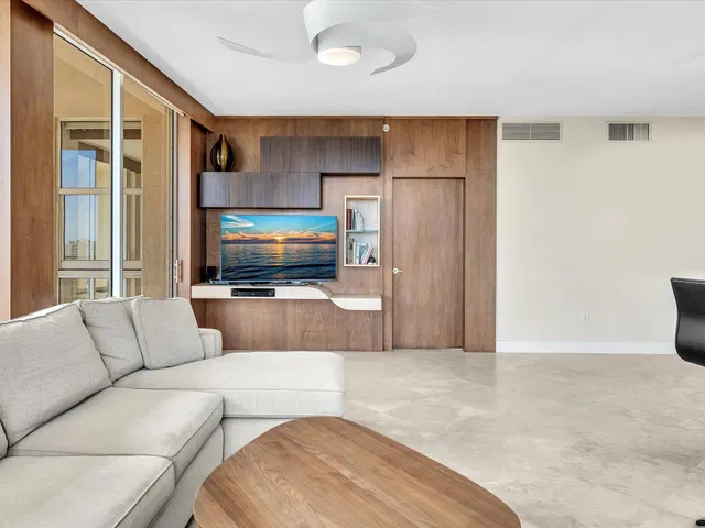CityPlace South Tower Unit 1602 photo 9
