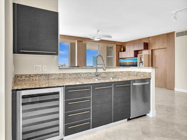 CityPlace South Tower Unit 1602 photo 22